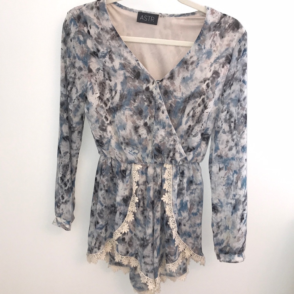 ASTR Floral Romper